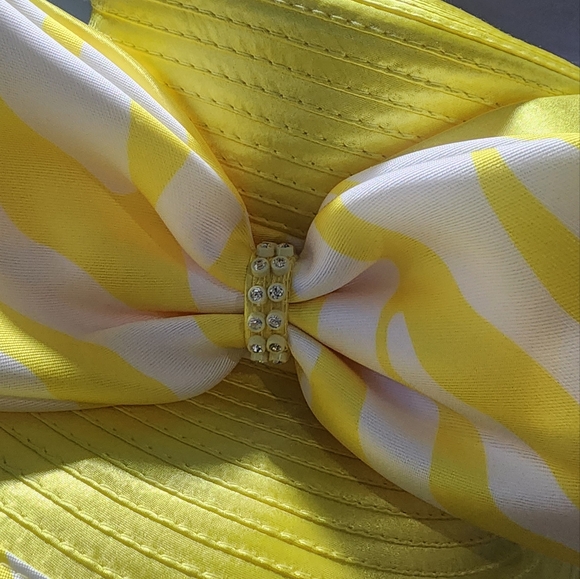 2 piece suit - Picture 9 of 16